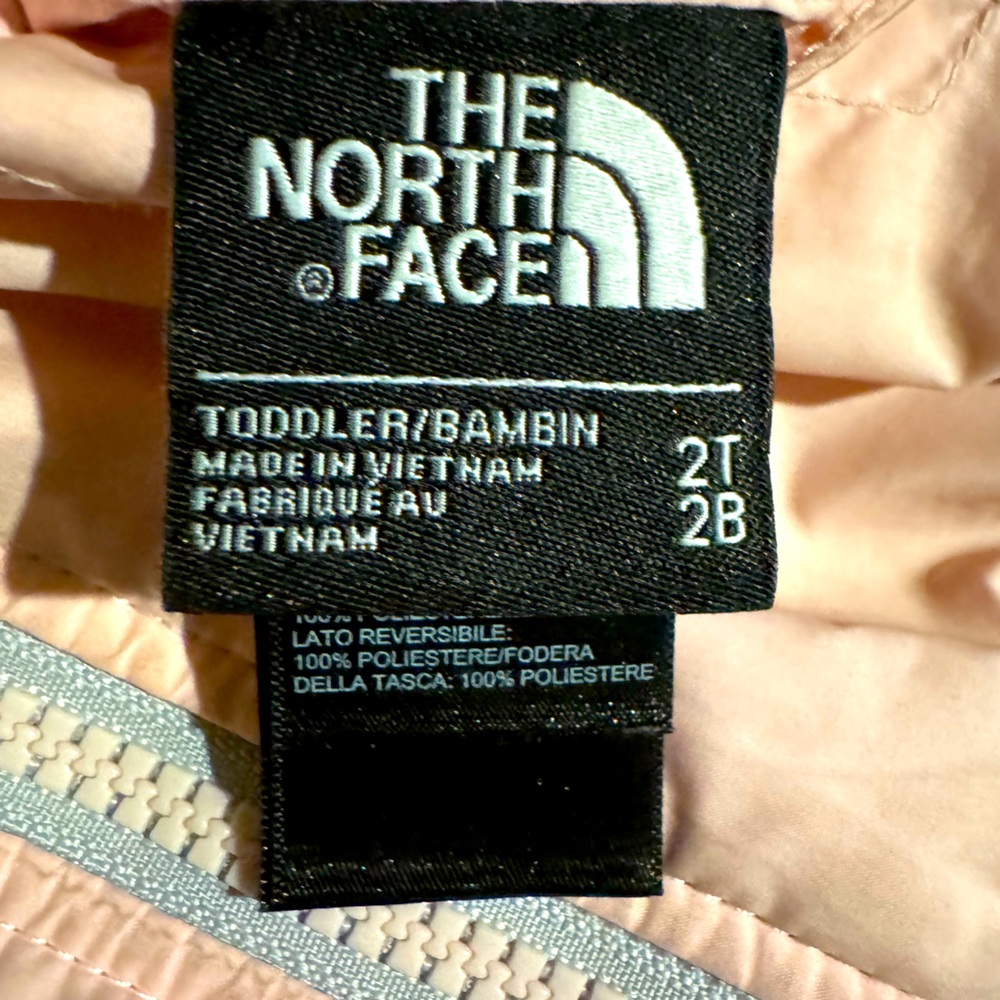 The North Face Toddler Girl Set - Pink Jacket, Onesie & Hat, Sizes all go to 2T - Picture 4 of 16